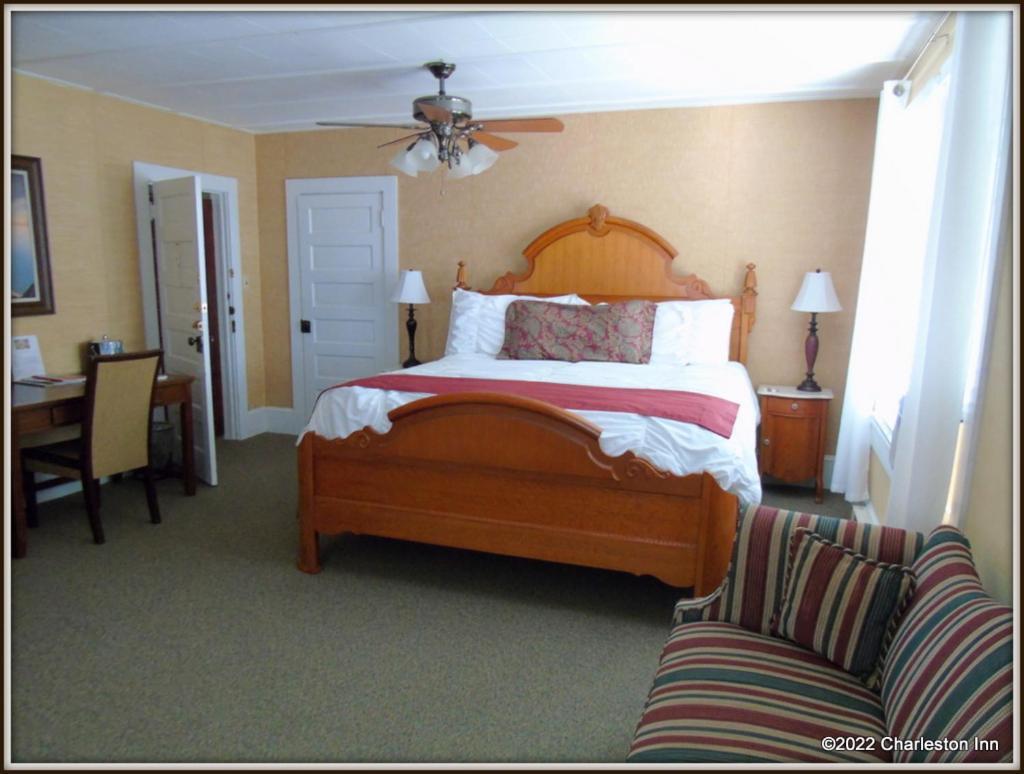 The Charleston Inn Hendersonville Nc Exterior foto